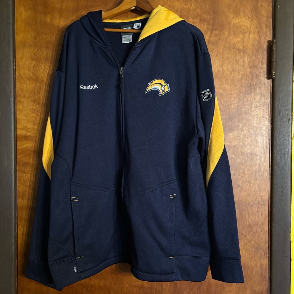 Vintage NHL Buffalo Sabres Reebok XL Men’s  Hooded Full Zip Hoodie